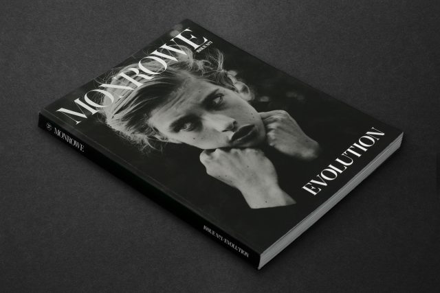 Monrowe Magazine 01
